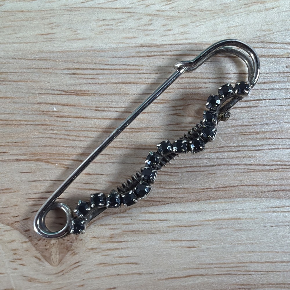Vintage Rhinestone Skirt Kilt Pin Brooch Black Rhinestone Wave Squiggle